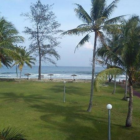 Tuaran Beach Resort Kota Kinabalu Exterior photo